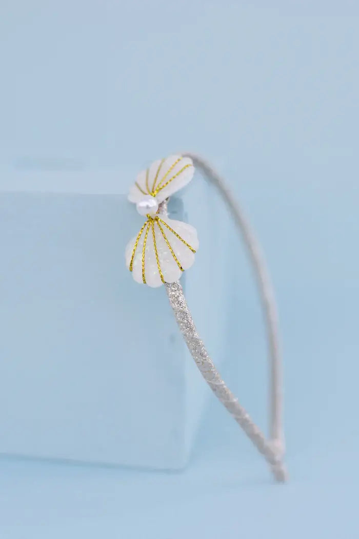 diadeem haarband schelp communie lentefeest haaraccessoire meisje verkleden zeemeermin mermaid parelmoer zijaanzicht