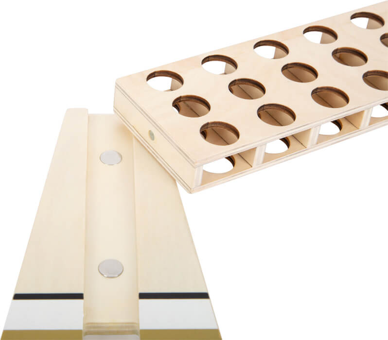 houten vier op een rij spel detail magnetisch onderdeel