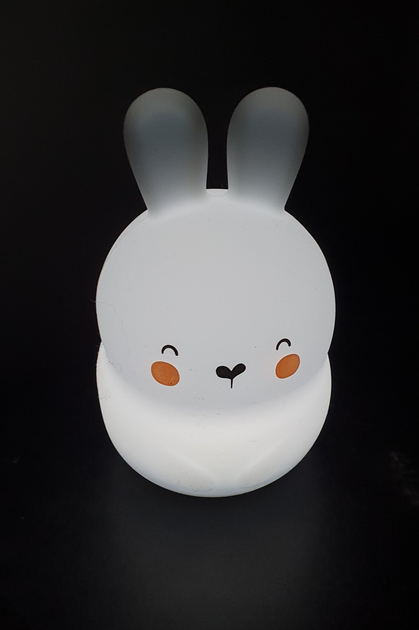 Nachtlampje Klein konijntje - wit - aan