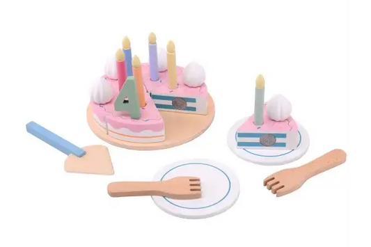 verjaardagstaart hout met kaarsjes slagroom en cijfers 2 bordjes taartschep en vorkjes - Jouéco