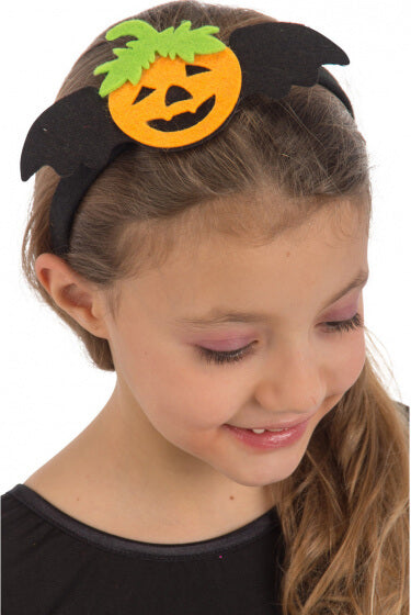 Kind met Halloween haarband diadeem pompoen vleermuisje