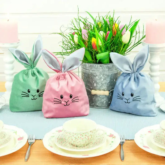 paastasjes fluweel konijn roze blauw groen set paascadeautje paasmandje vooraanzicht